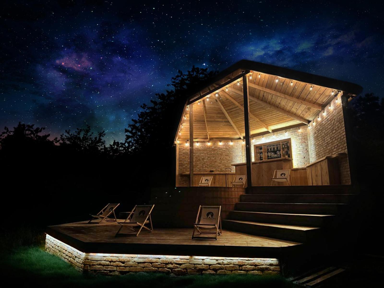 Moon Glamping