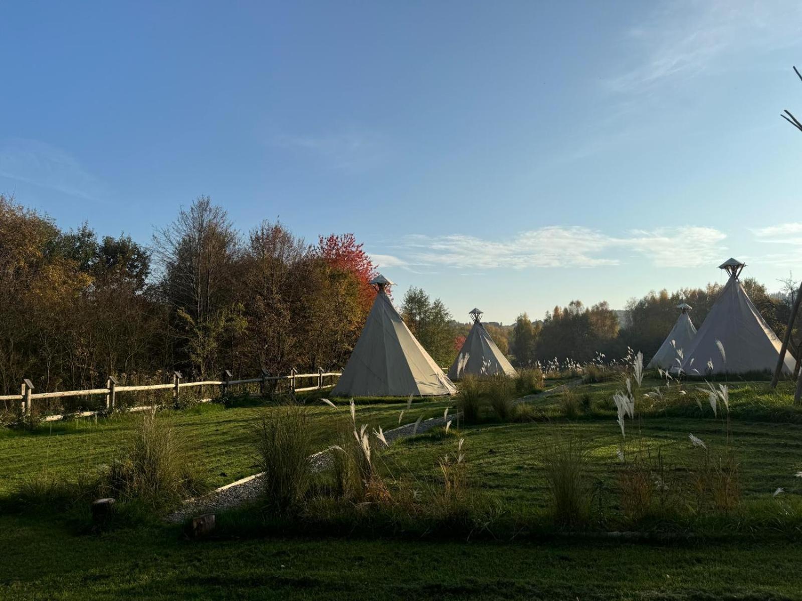 Розкішний намет Moon Glamping